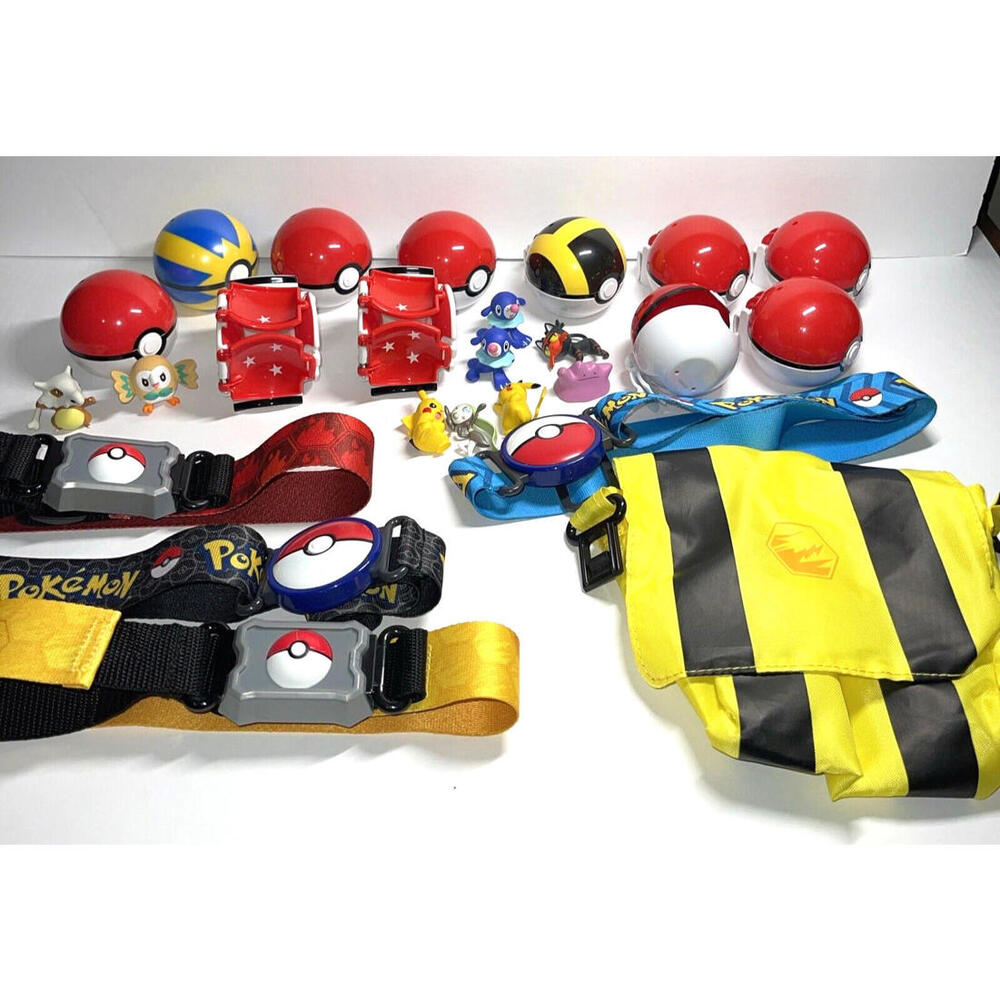 Pokémon Nintendo TOMY 2015 - 2018 Lot of 25 Pieces Figures, Belts, Balls, BAG